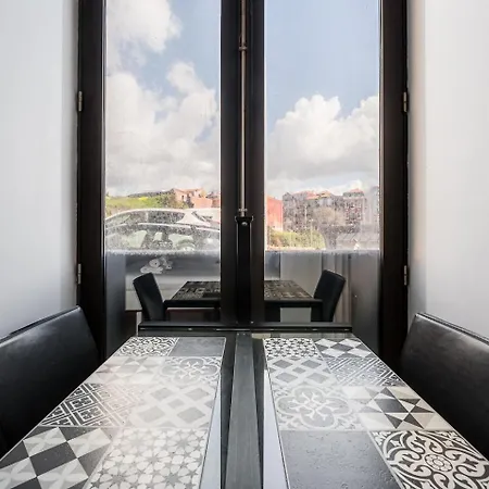 Guestready - Old Design Apartment *